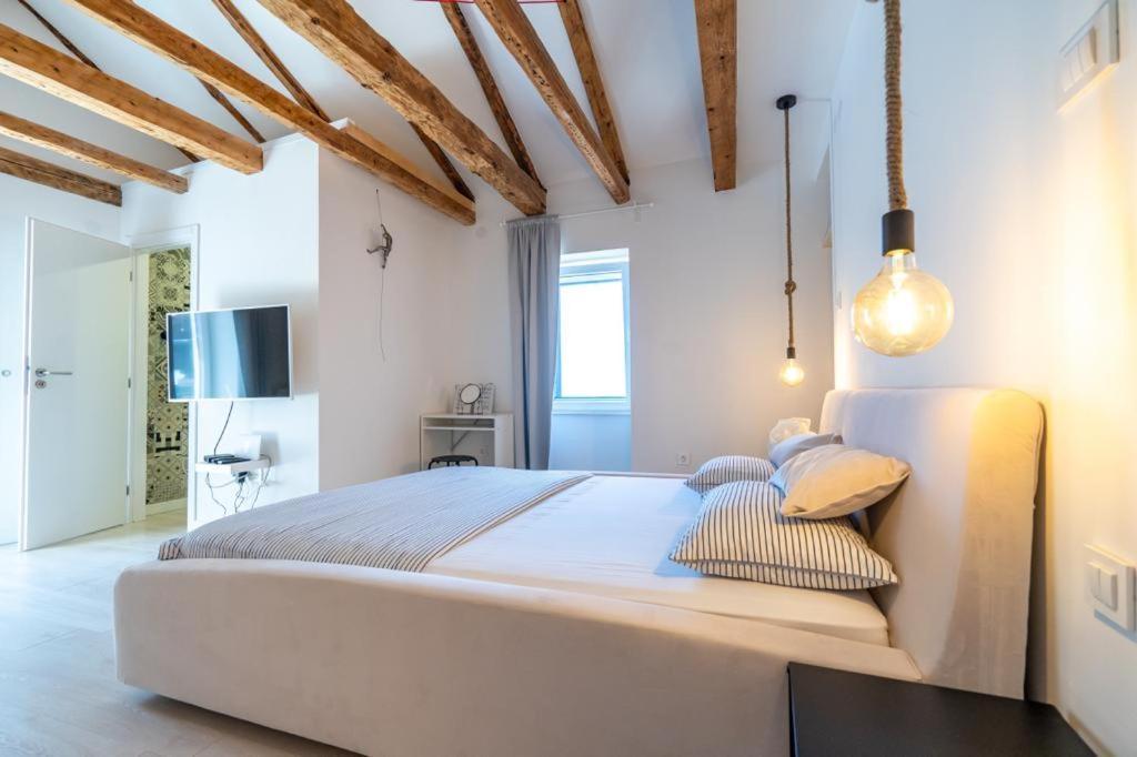 Willa House Franulich Stara Baška Zewnętrze zdjęcie